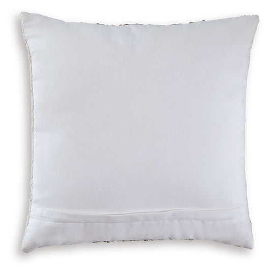 Brettwood - Pillow