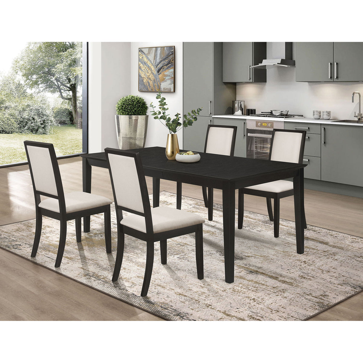 Daniela - Dining Set With Upholstered Chairs
