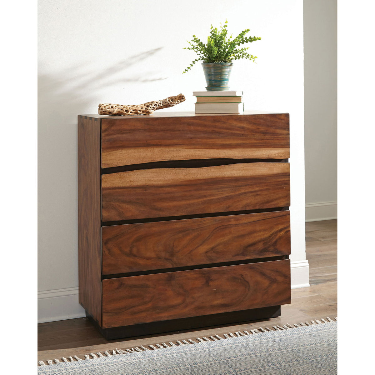 Beverly - 4 Drawer Chest Of Drawers - Walnut