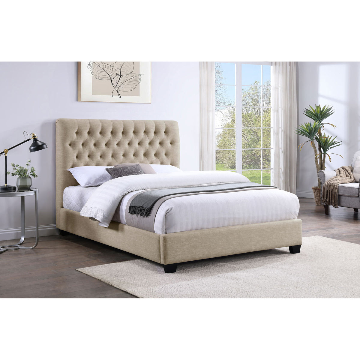 Saintes - Tufted Upholstered Wingback Bed