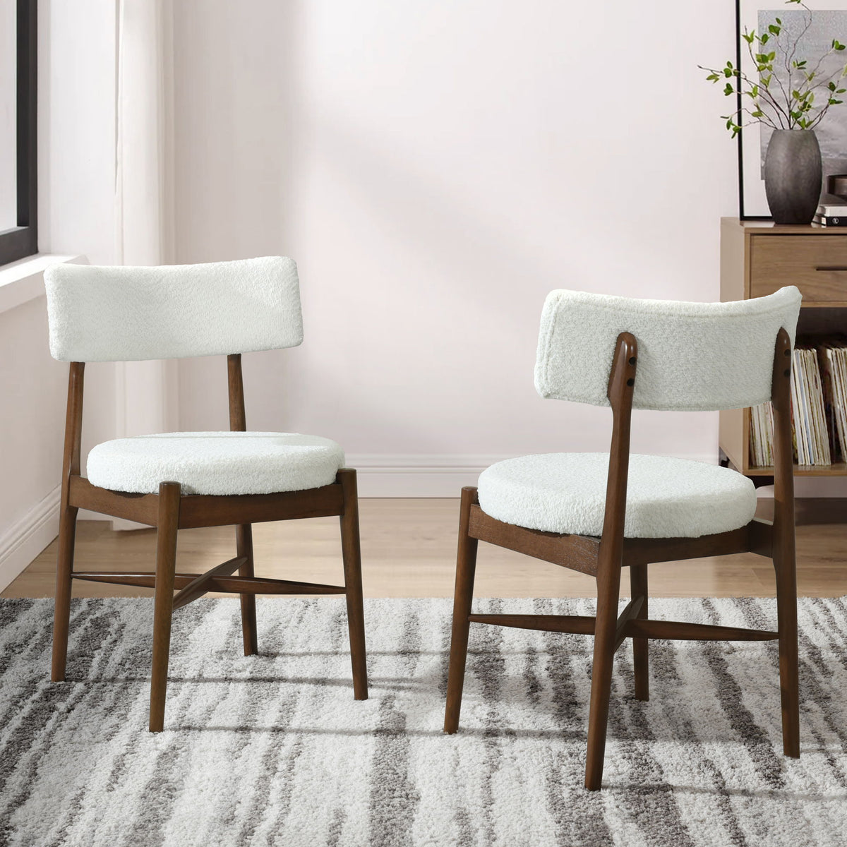 Mid Century Modern Dining Chairs With Unique Design