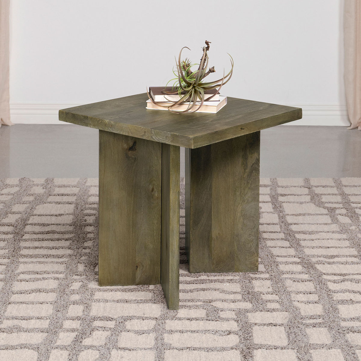 Donovan - Table