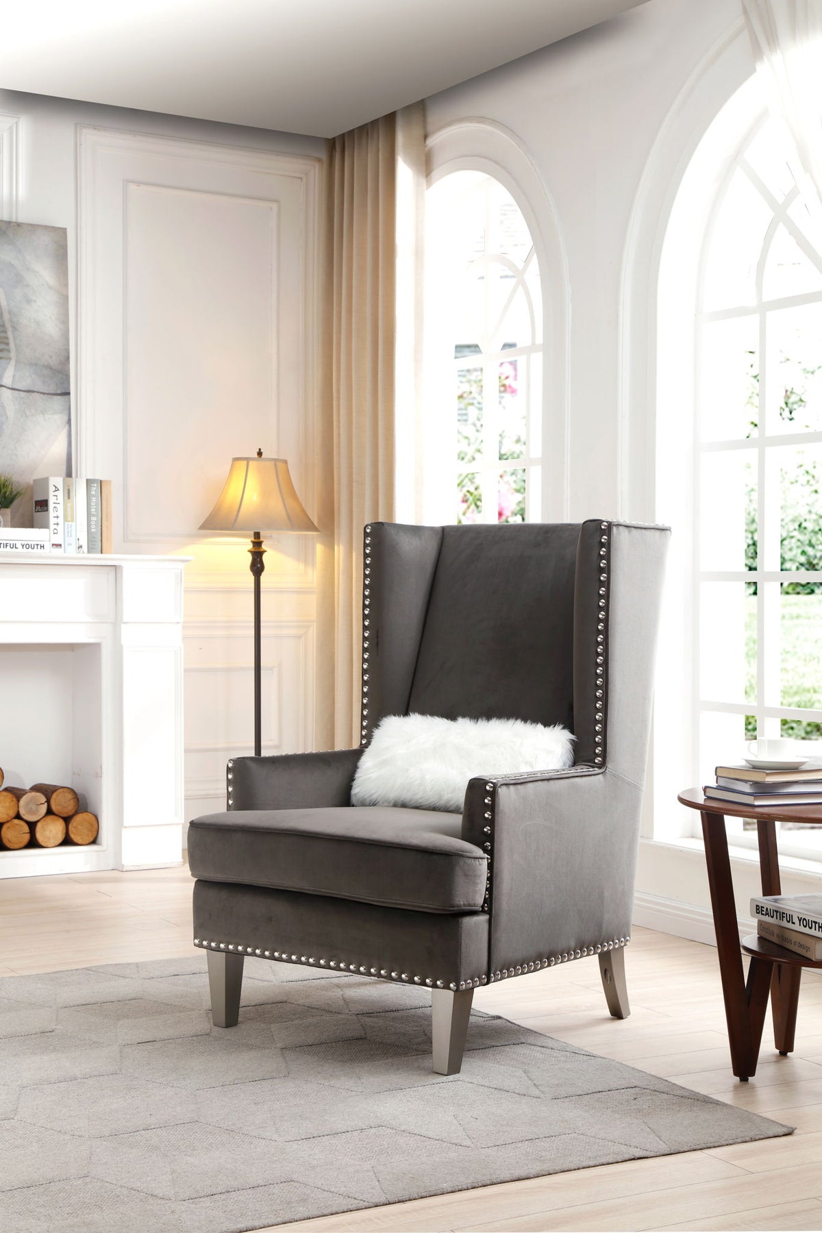 Elegant Traditional Accent Chair