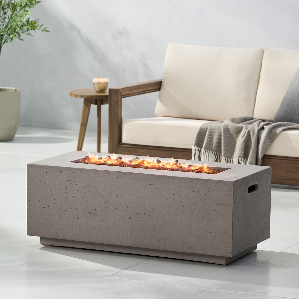 Contemporary Outdoor 40, 000 Btu Propane Fire Pit