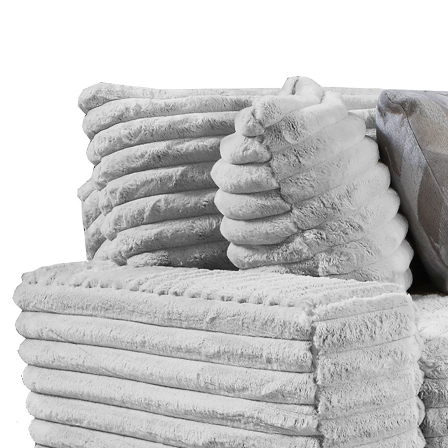 Serene - Sectional RHF Sofa With 3 Pillows - Hush Moonstruck