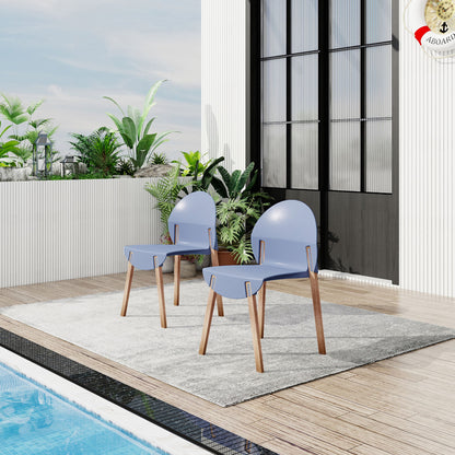 4 Piece Set Of Single Chairs With A Design Combining Modern And Traditional Elements