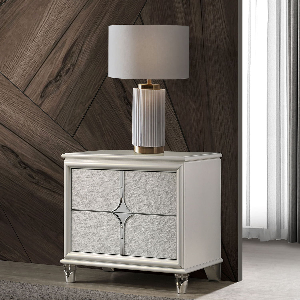 Gwendolyn - 2 Drawer Nightstand - White