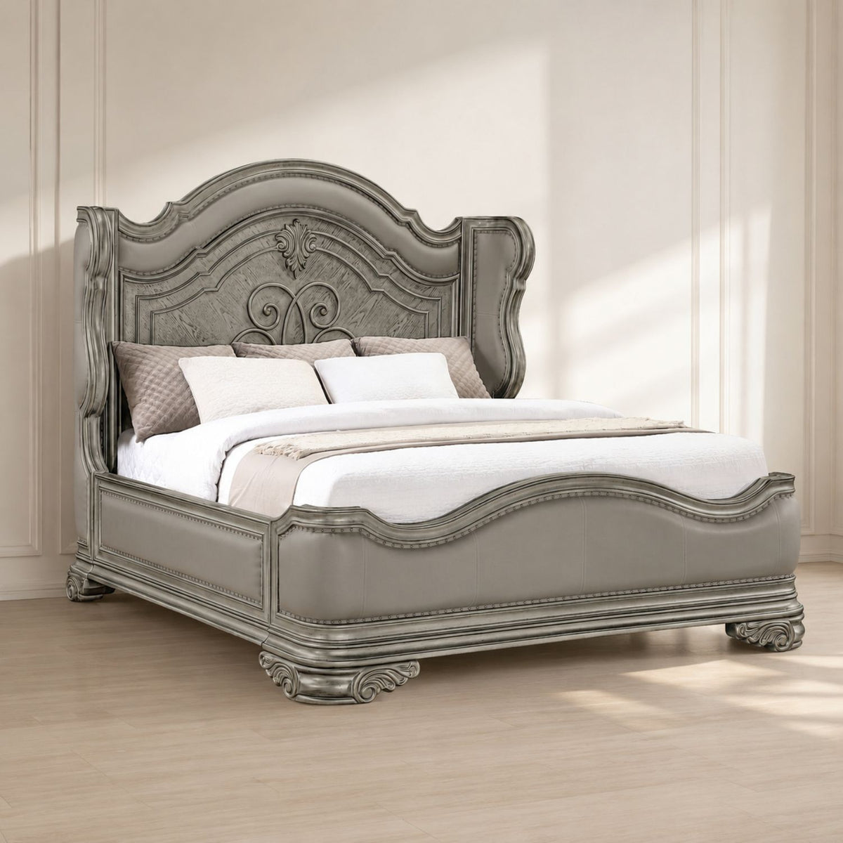 Bella - Traditional Bed