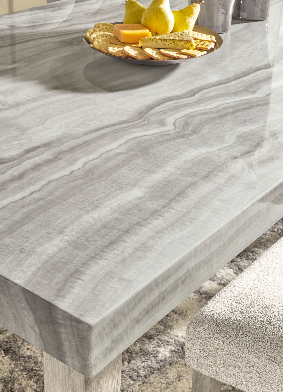 Larawyn - Dining Table Set