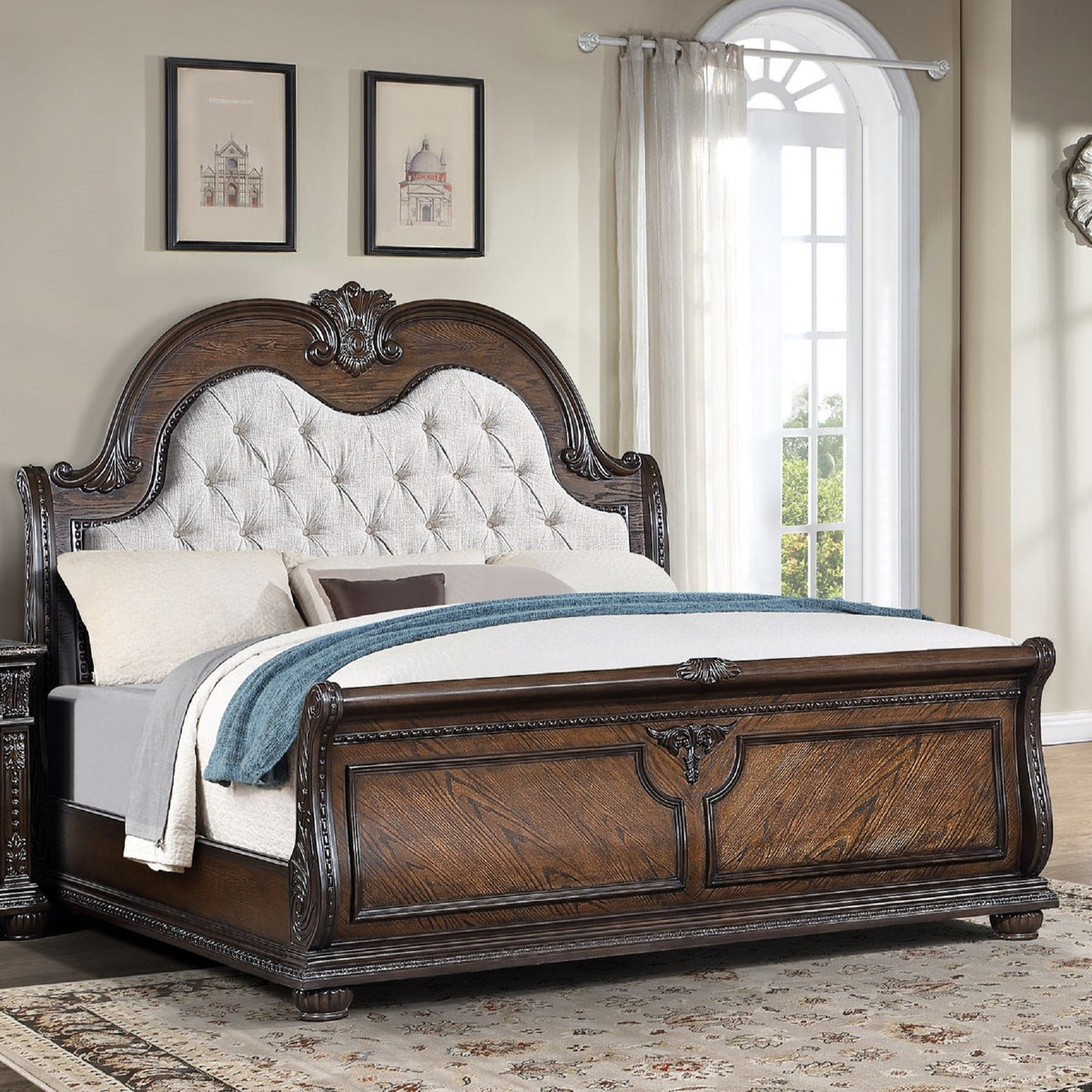 Traditional Style Button Tufted Headboard Sleigh Bed