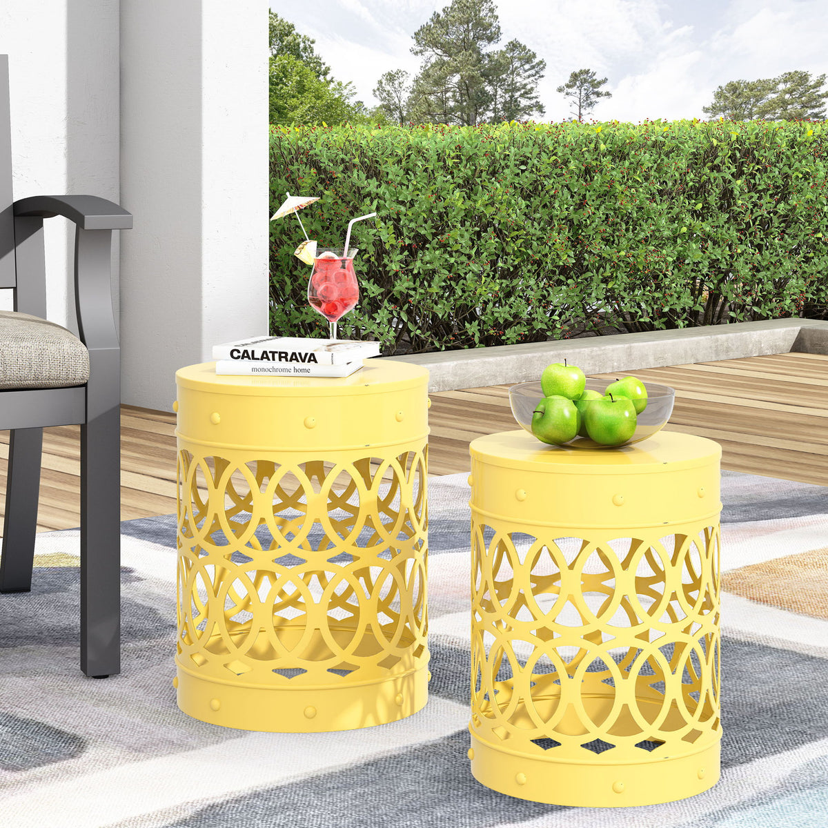 Outdoor Metal S/2 End Table