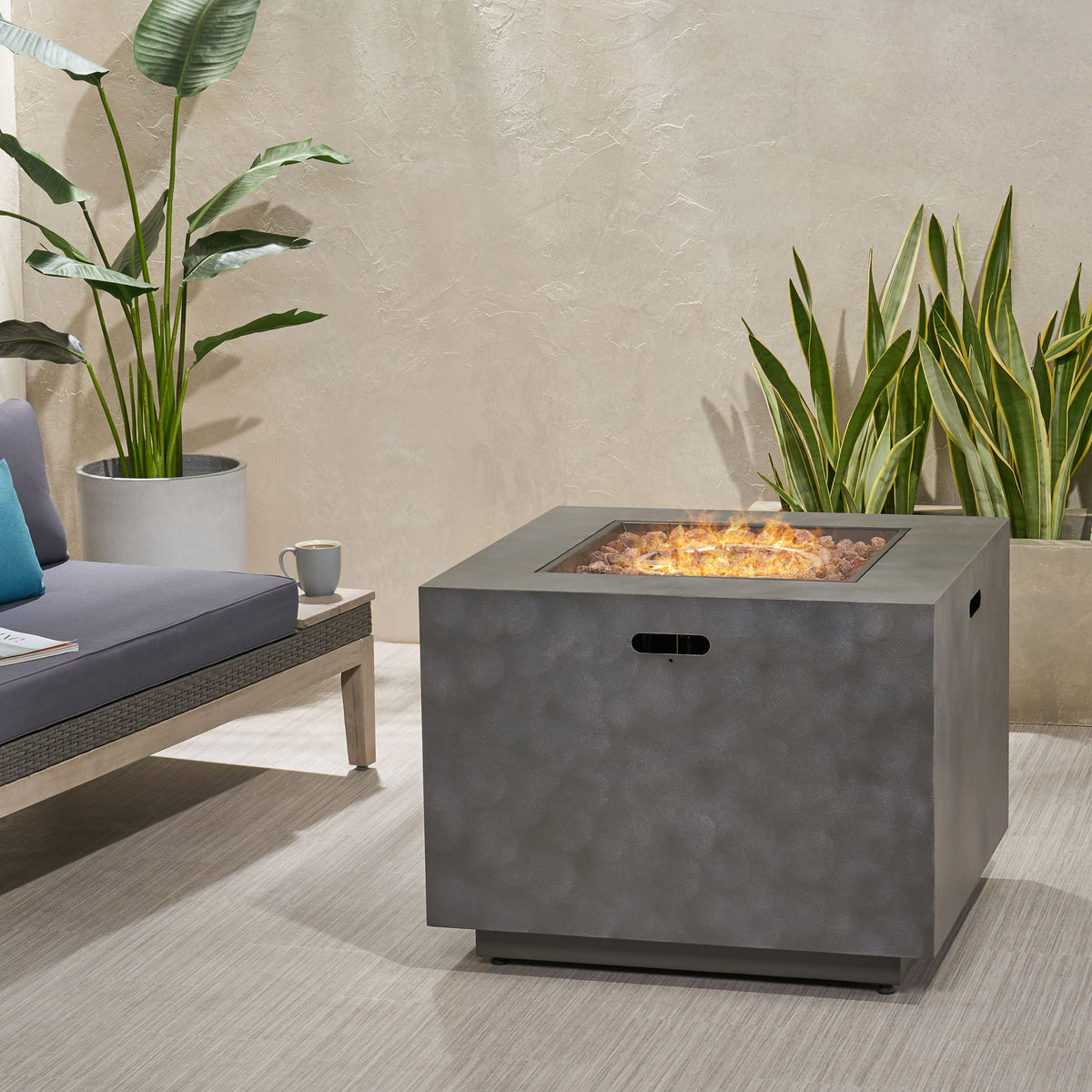 Outdoor Patio Gas Burning Fire Pit Table 50, 000 Btu, Square
